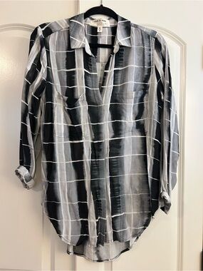 Cloth & Stone Women’s Black & Gray Windowpane Shirt